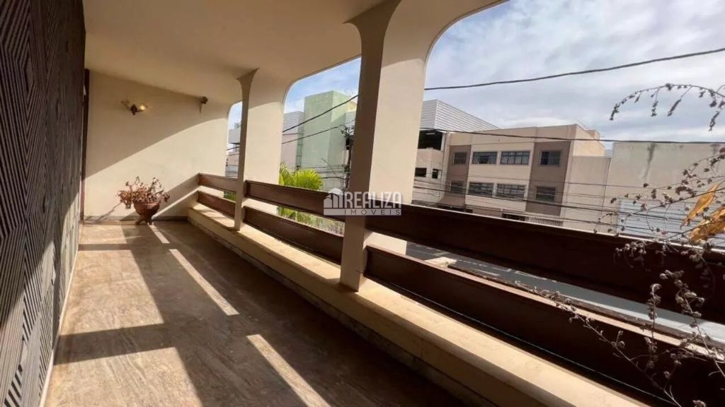 Casa, 4 quartos, 567 m² - Foto 3