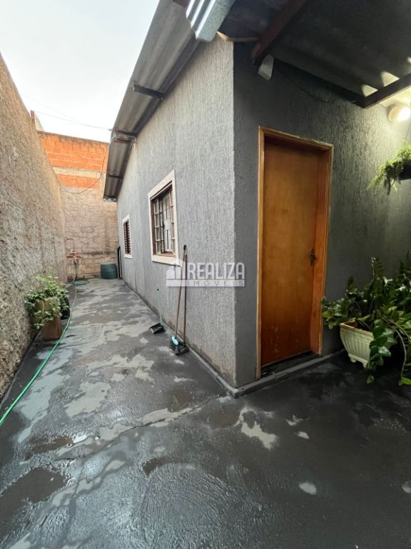 Casa, 3 quartos, 131 m² - Foto 1