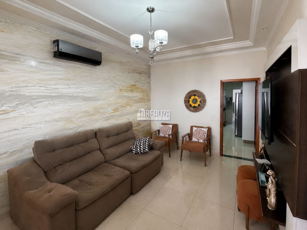 Casa, 2 quartos, 151 m² - Foto 2