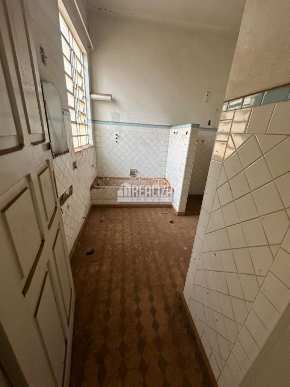Casa, 7 quartos, 324 m² - Foto 8