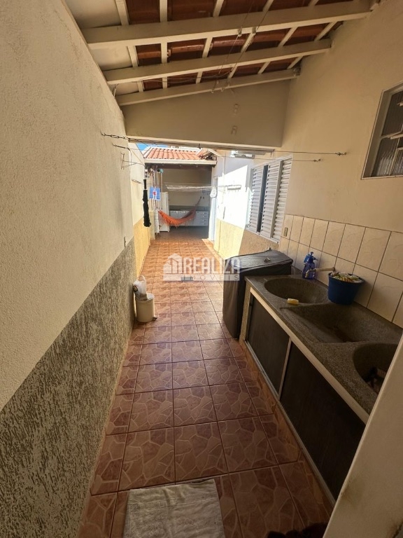 Casa, 5 quartos, 171 m² - Foto 4