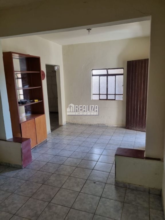 Casa, 2 quartos, 60 m² - Foto 1