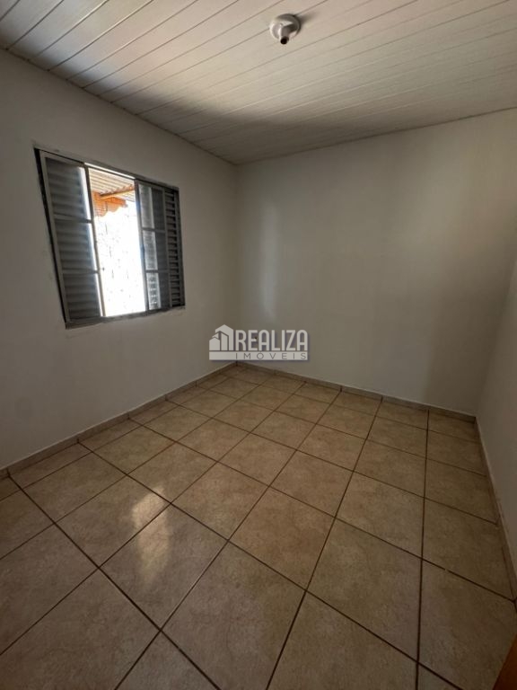 Casa, 2 quartos, 45 m² - Foto 1