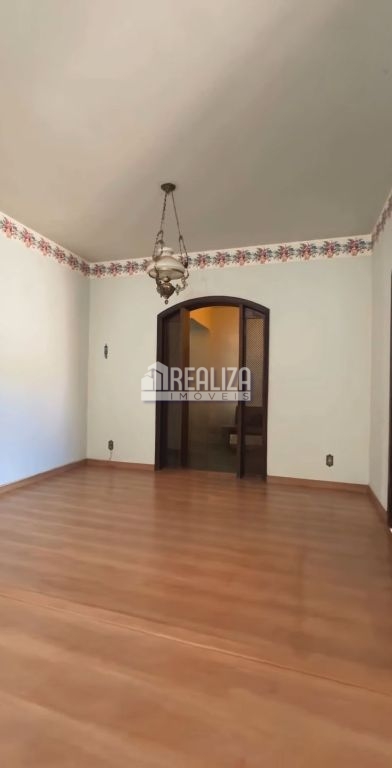 Casa, 5 quartos, 385 m² - Foto 6