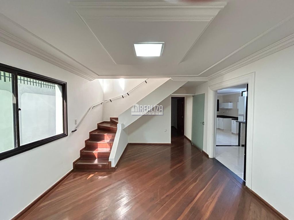 Casa, 5 quartos, 393 m² - Foto 1