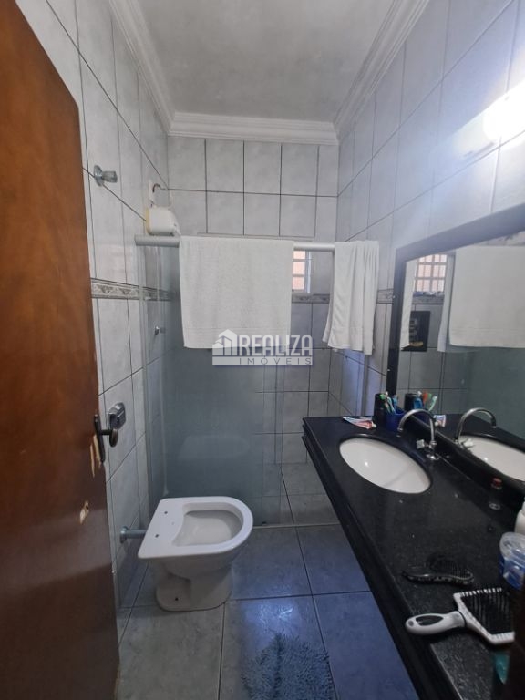 Casa, 3 quartos, 163 m² - Foto 2