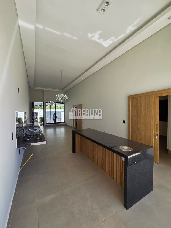 Casa, 3 quartos, 238 m² - Foto 3