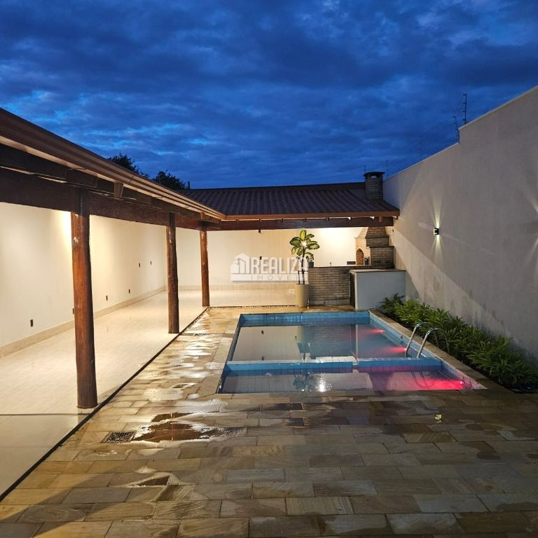 Casa, 3 quartos, 238 m² - Foto 4