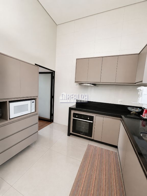 Casa, 4 quartos, 260 m² - Foto 14