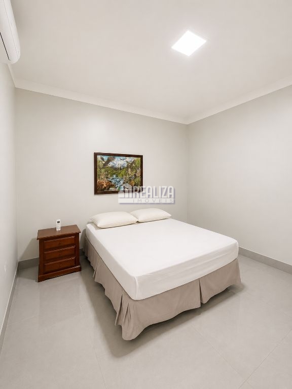 Casa, 4 quartos, 260 m² - Foto 15