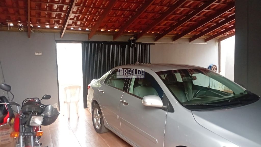 Casa, 2 quartos, 248 m² - Foto 1