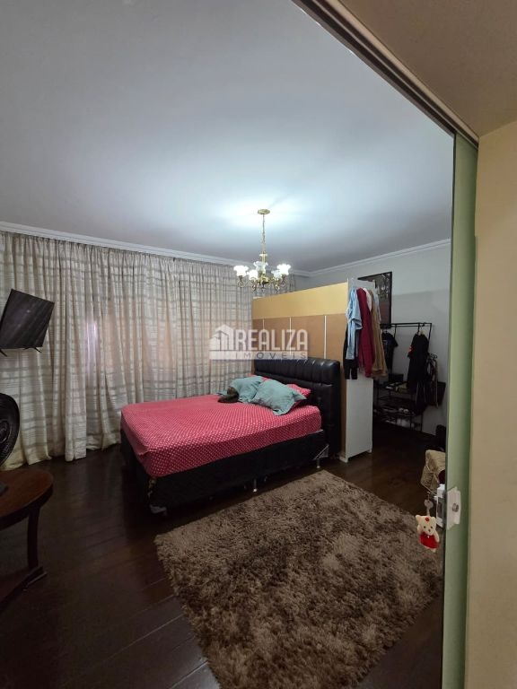 Casa, 3 quartos, 246 m² - Foto 10