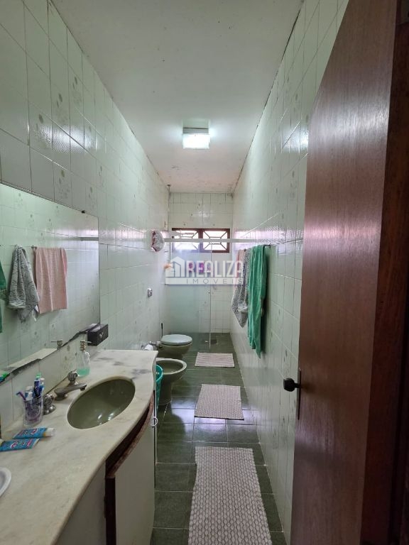 Casa, 3 quartos, 246 m² - Foto 15