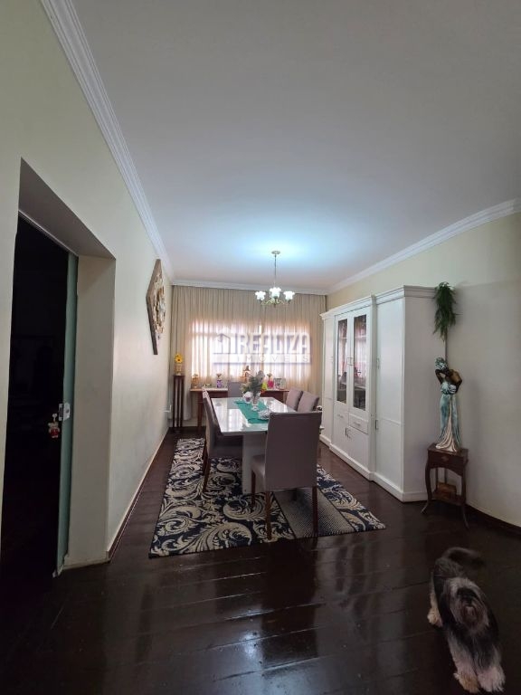 Casa, 3 quartos, 246 m² - Foto 9