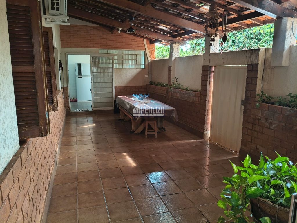 Casa, 5 quartos, 244 m² - Foto 9