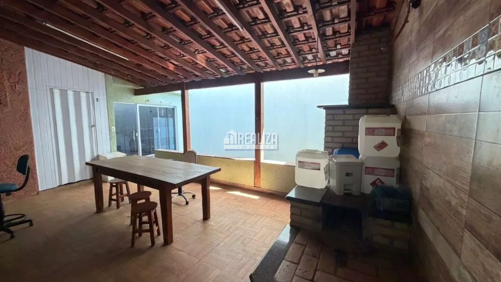 Casa, 2 quartos, 215 m² - Foto 18