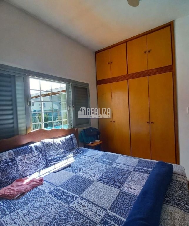 Casa, 3 quartos, 165 m² - Foto 1