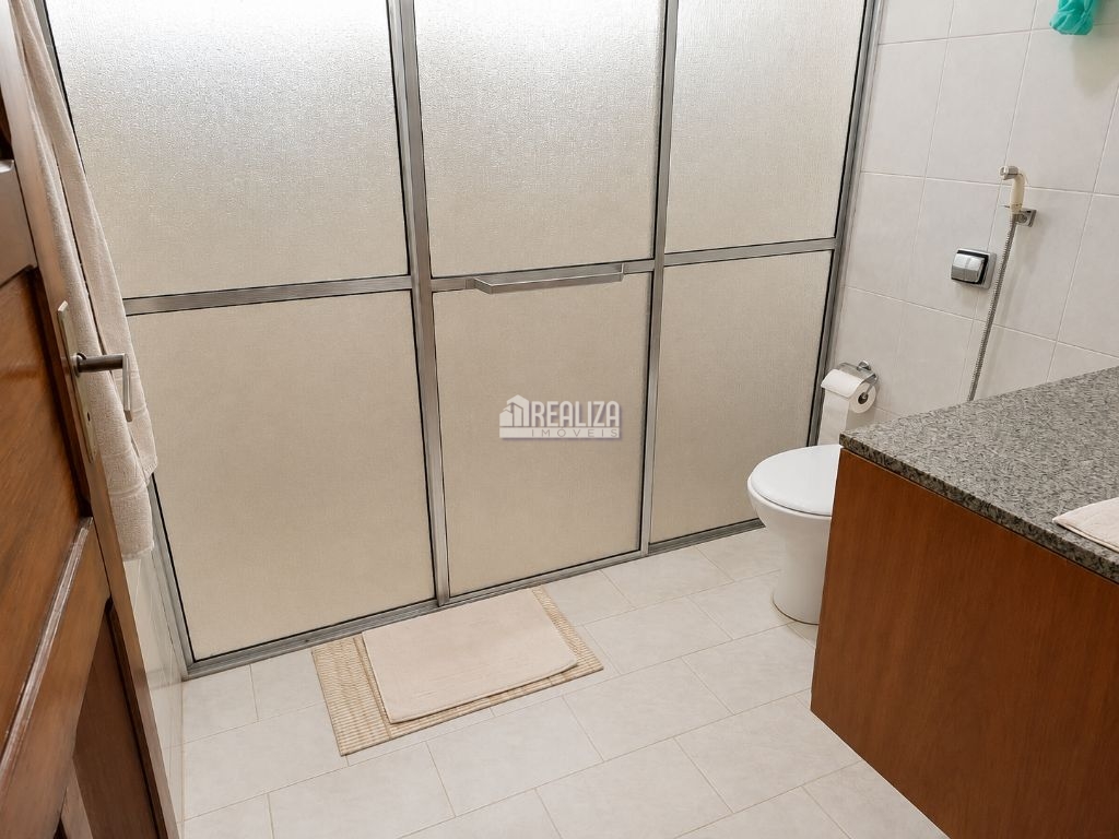 Casa, 3 quartos, 214 m² - Foto 9