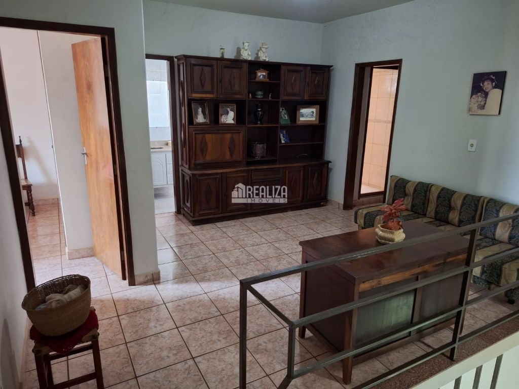 Casa, 3 quartos, 226 m² - Foto 4