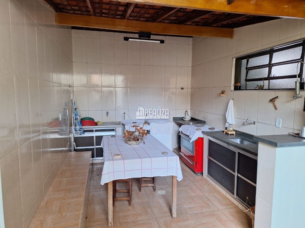Casa, 3 quartos, 226 m² - Foto 9