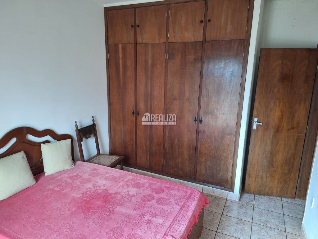 Casa, 3 quartos, 226 m² - Foto 10