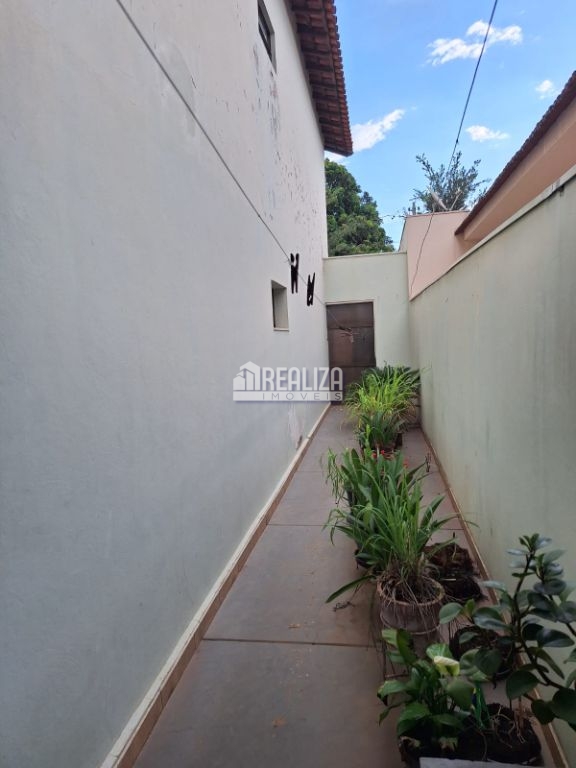 Casa, 3 quartos, 226 m² - Foto 25