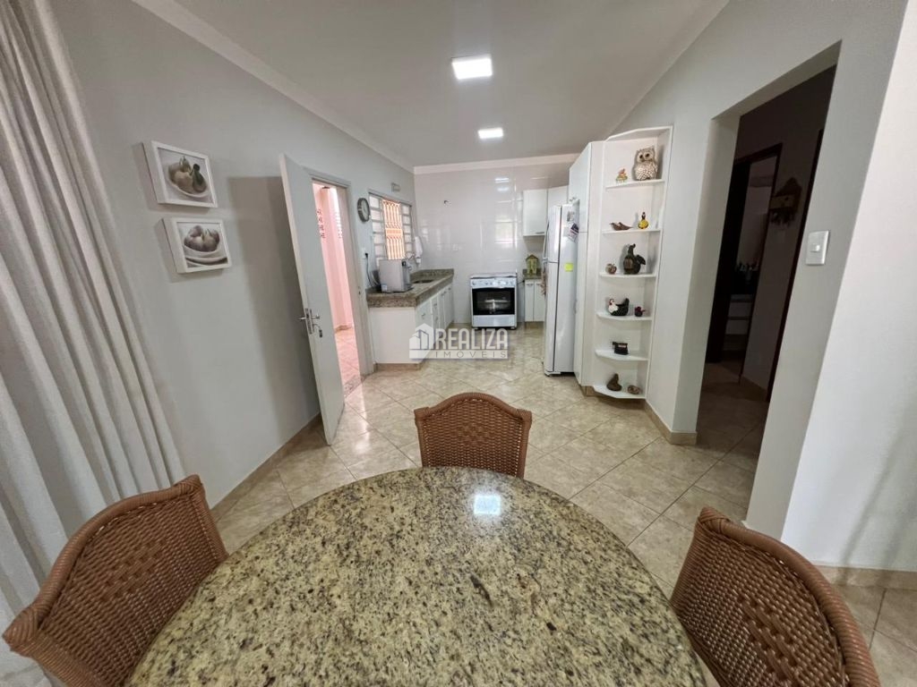 Casa, 4 quartos, 234 m² - Foto 5