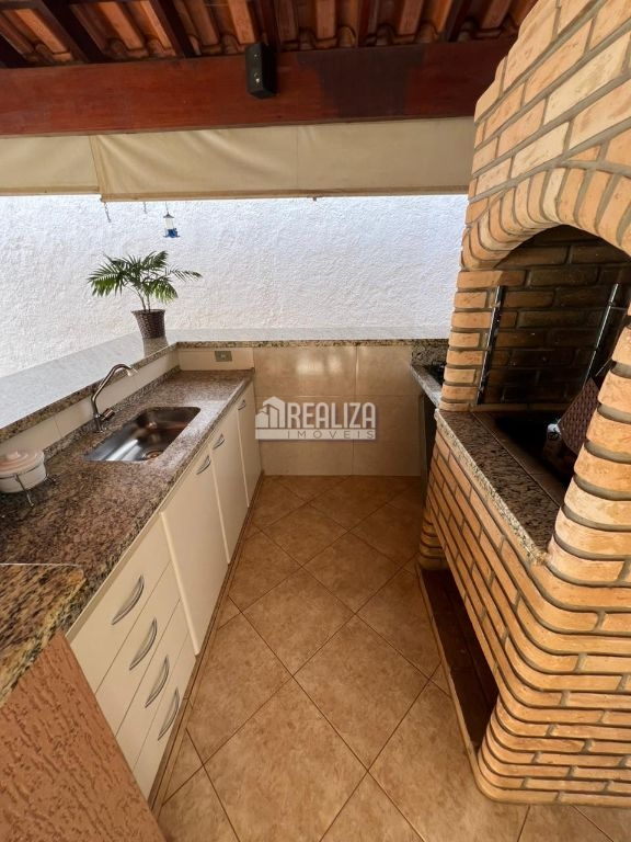 Casa, 4 quartos, 234 m² - Foto 24