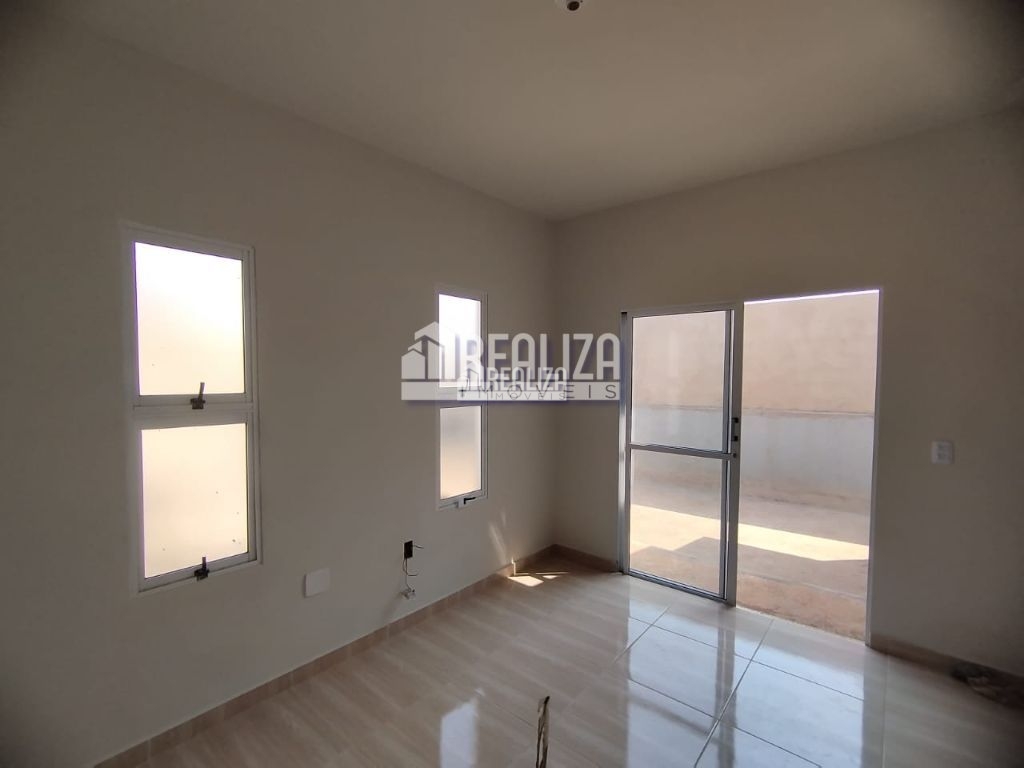 Casa, 3 quartos, 110 m² - Foto 1