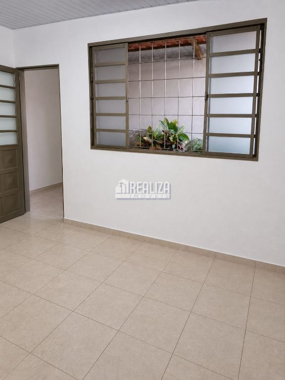 Casa, 2 quartos, 106 m² - Foto 1