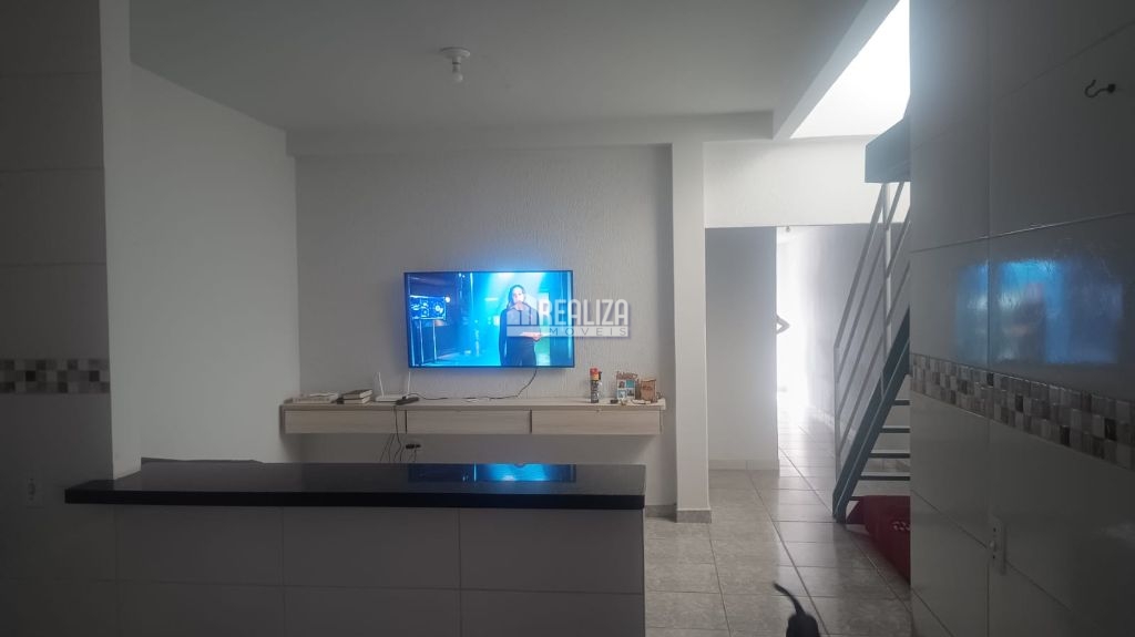 Casa, 3 quartos, 80 m² - Foto 1