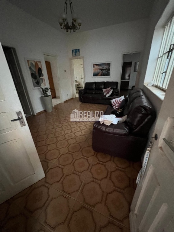 Casa de 5 quartos, 150m² no bairro Estados Unidos, em Uberaba | Eu Corretor
