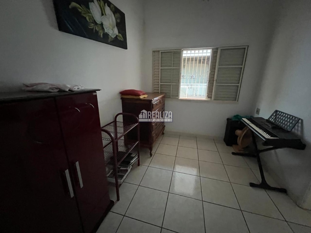 Casa de 5 quartos, 150m² no bairro Estados Unidos, em Uberaba | Eu Corretor