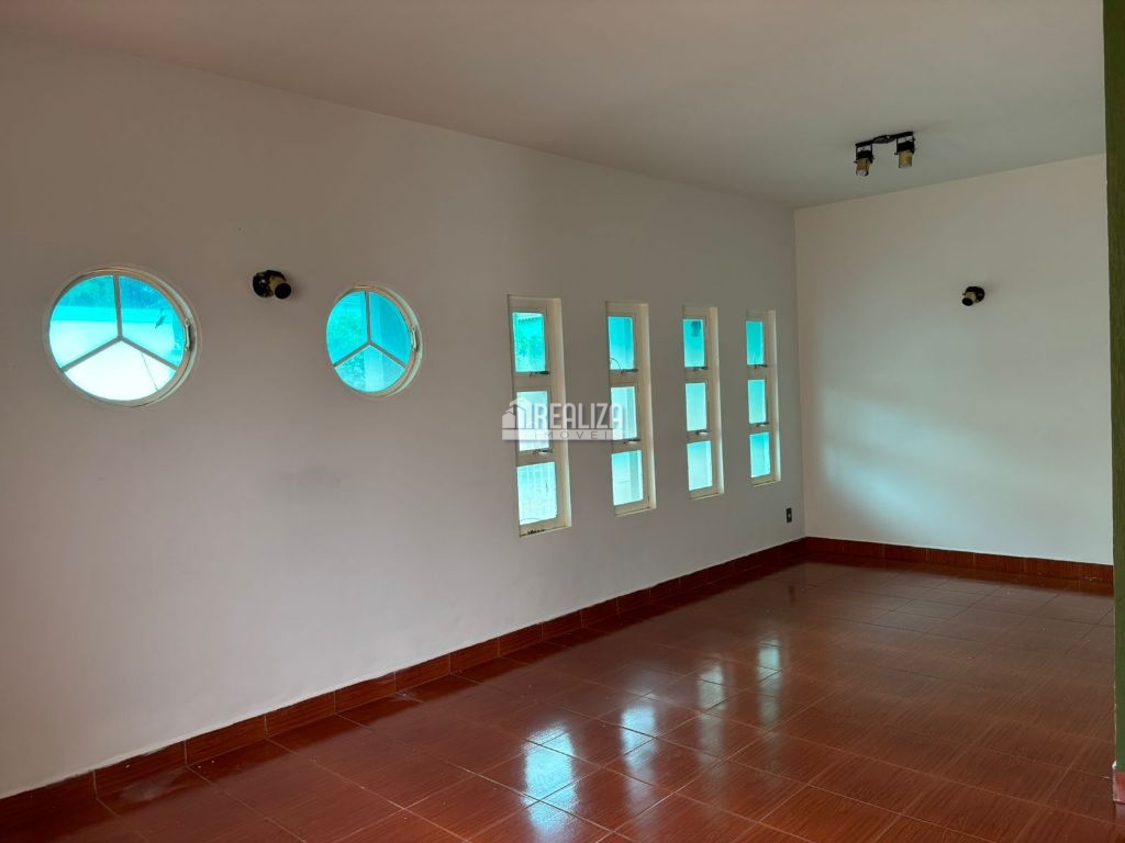 Casa de 3 quartos, no bairro Centro, em Igarapava | Eu Corretor