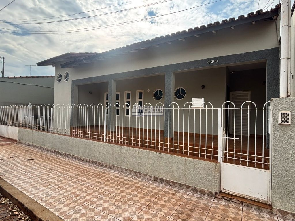 Casa de 3 quartos, no bairro Centro, em Igarapava | Eu Corretor