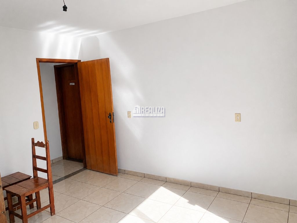 Loja / Salão / Ponto Comercial de no bairro Centro, em Igarapava | Eu Corretor