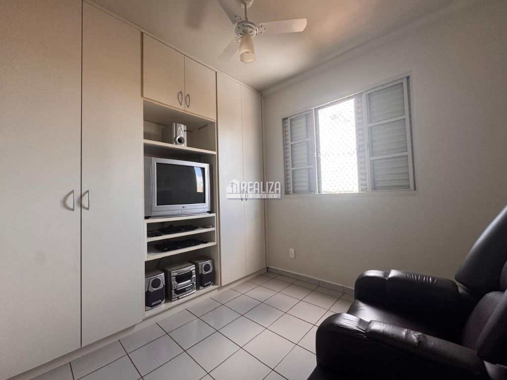 Apartamento de 3 quartos, 99m² no bairro São Benedito, em Uberaba | Eu Corretor