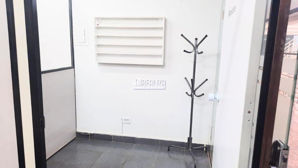 Sala Comercial de 111m² no bairro Centro, em Uberaba | Eu Corretor