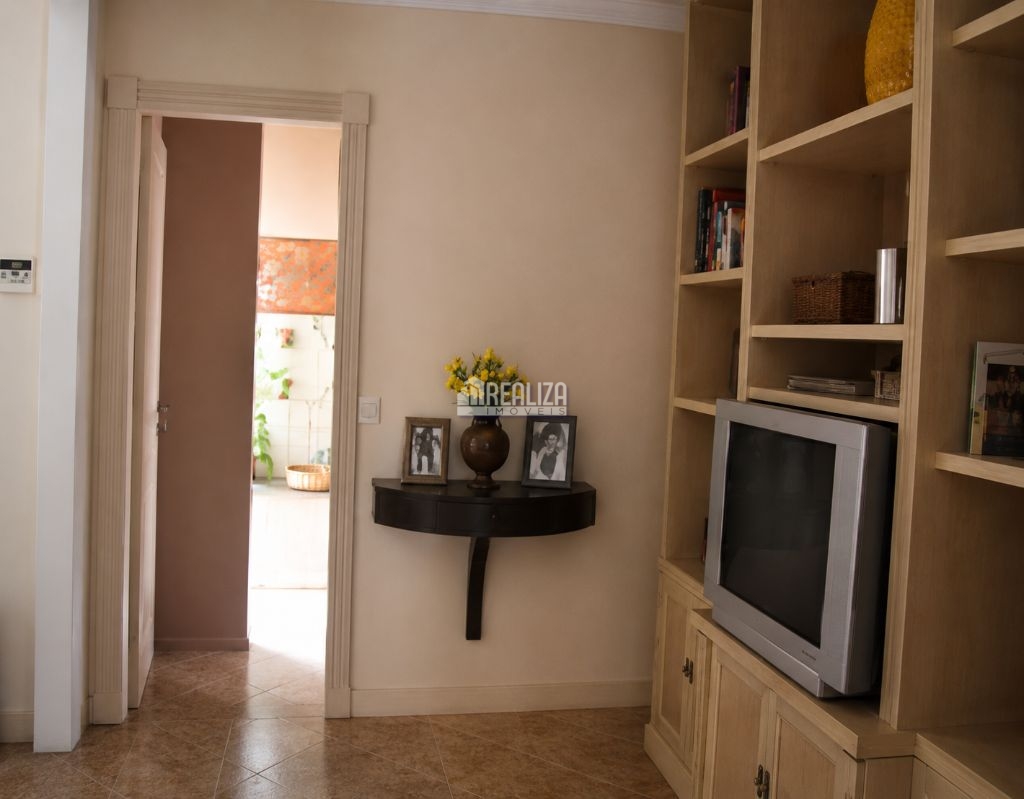 Casa de 3 quartos, 208m² no bairro Núcleo Habitacional Silvério Cartafina, em Uberaba | Eu Corretor