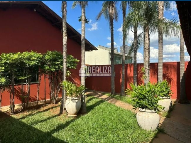 Casa de 3 quartos, 225m² no bairro Boa Vista, em Uberaba | Eu Corretor
