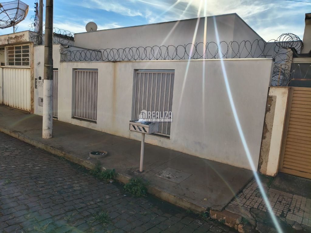 Casa de 1 quarto, no bairro Centro, em Igarapava | Eu Corretor