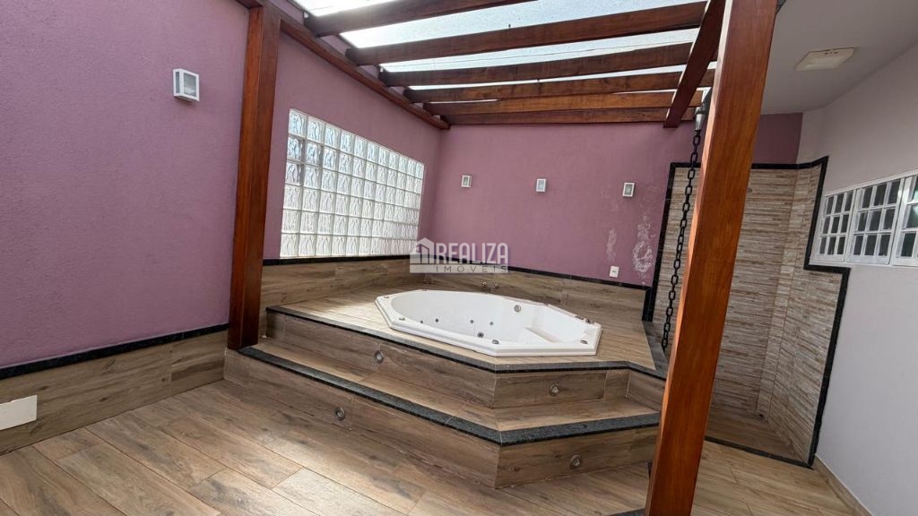Casa de 3 quartos, 242m² no bairro Jardim Espírito Santo, em Uberaba | Eu Corretor
