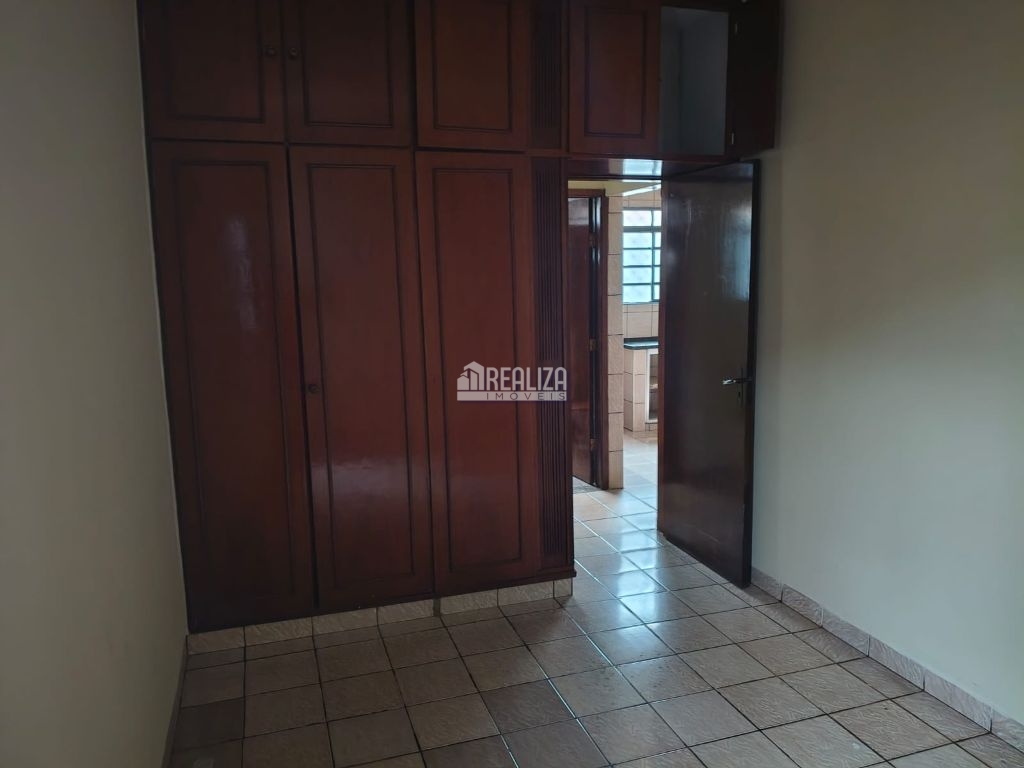 Casa, 3 quartos, 180 m² - Foto 34