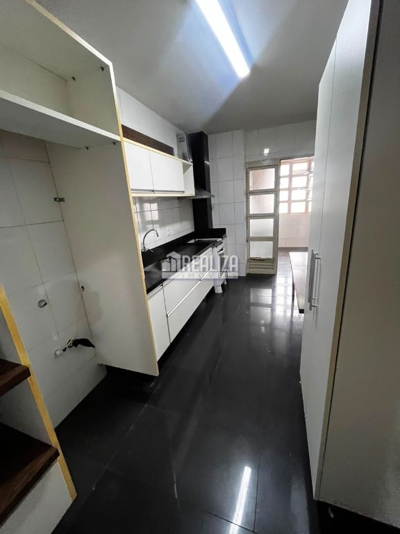 Apartamento de 3 quartos, 173m² no bairro Bom Retiro, em Uberaba | Eu Corretor