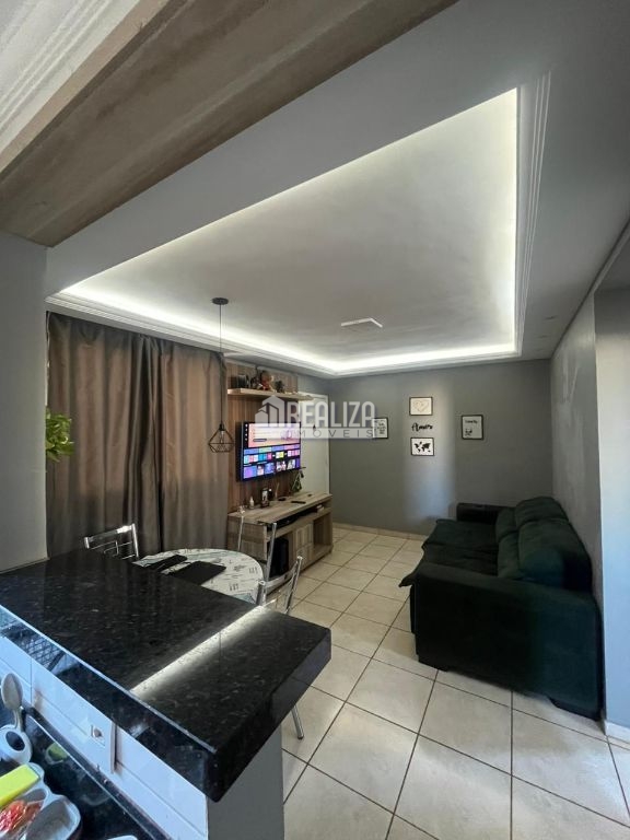 Apartamento de 2 quartos, 50m² no bairro Conjunto Pontal, em Uberaba | Eu Corretor
