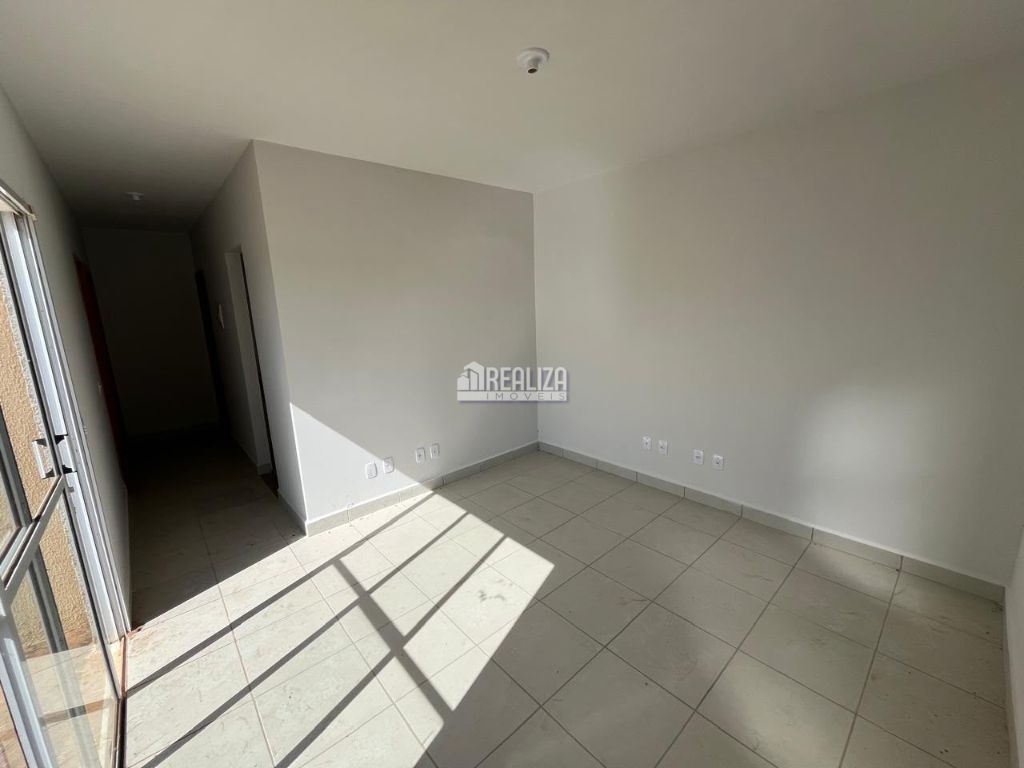 Casa, 2 quartos, 46 m² - Foto 1