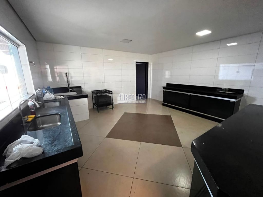 Casa de 4 quartos, 386m² no bairro Parque das Laranjeiras, em Uberaba | Eu Corretor