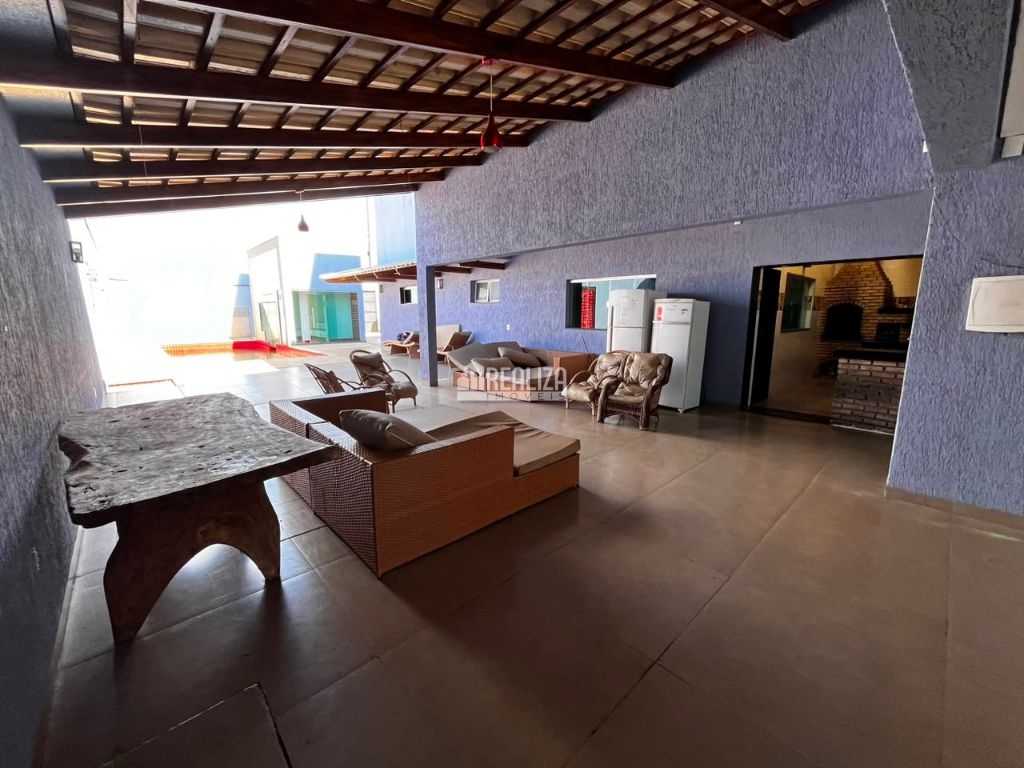 Casa de 4 quartos, 386m² no bairro Parque das Laranjeiras, em Uberaba | Eu Corretor