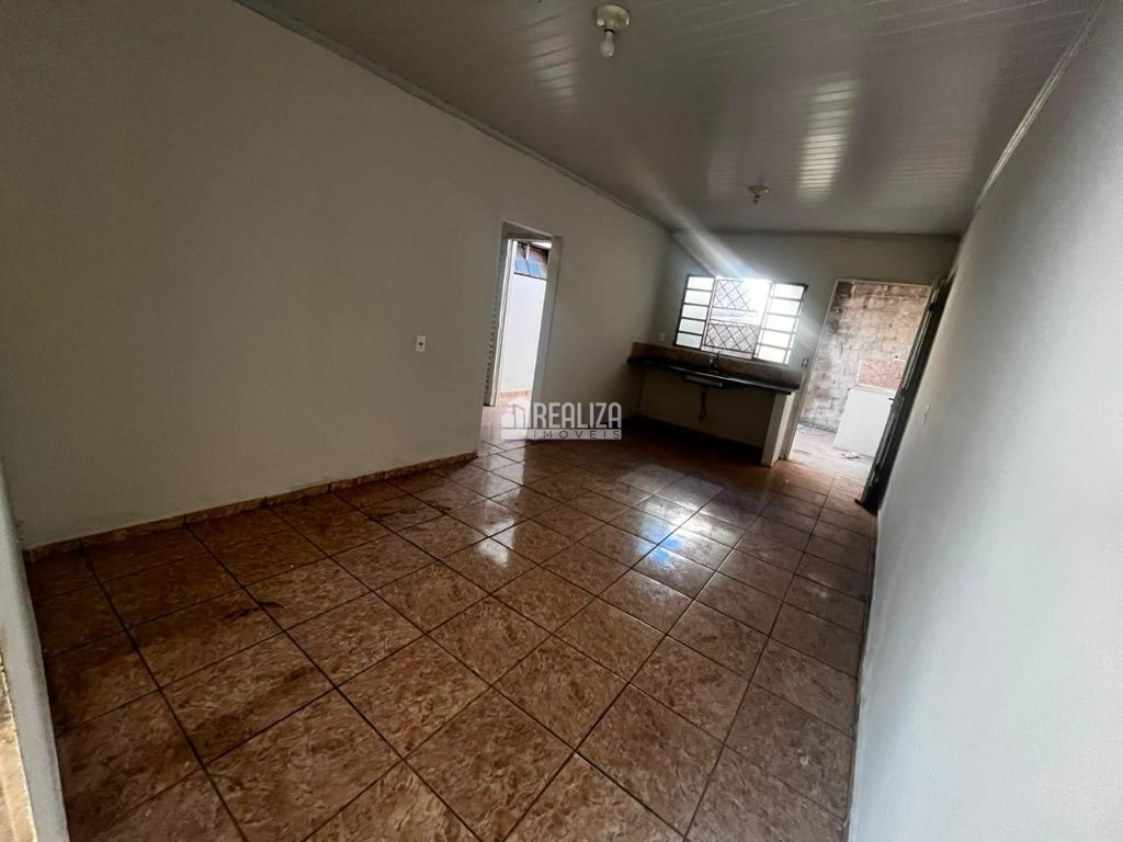 Casa de 2 quartos, no bairro Nossa Senhora da Abadia, em Uberaba | Eu Corretor