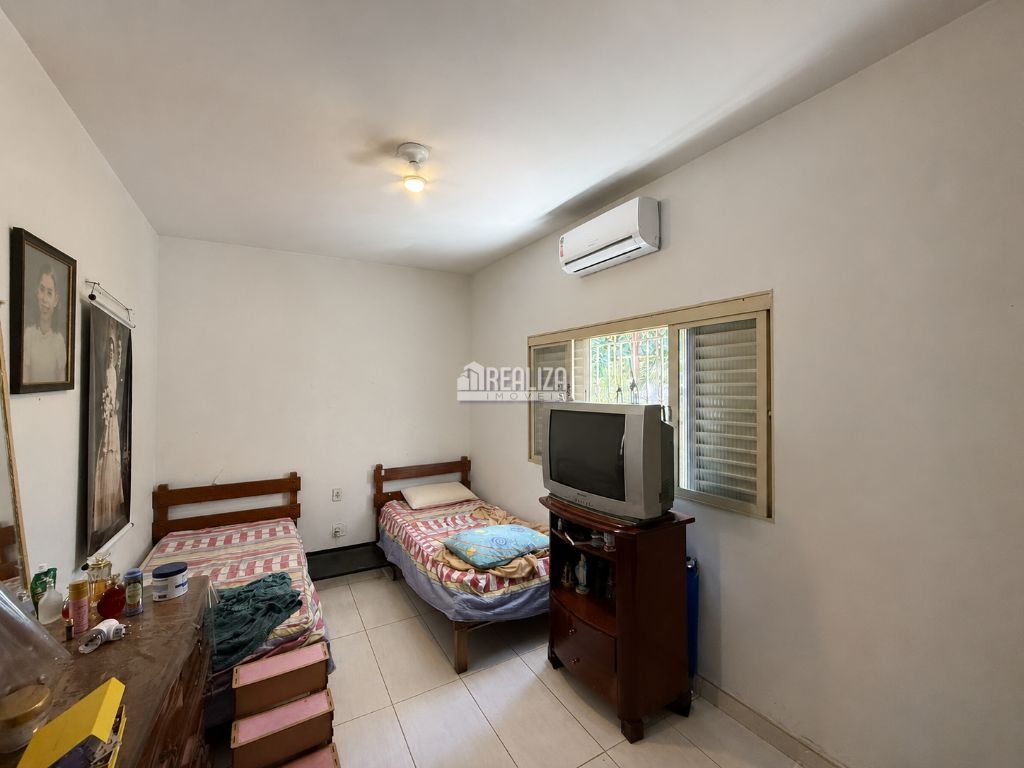 Casa de 3 quartos, 440m² no bairro Nossa Senhora da Abadia, em Uberaba | Eu Corretor